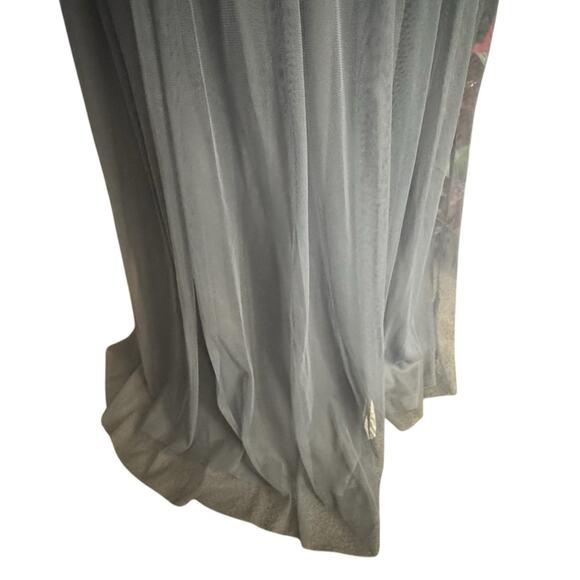 Adrianna Papell Floral Embellished V-Neck Formal Sequin Gown Size 8 NWT - Picture 11 of 15